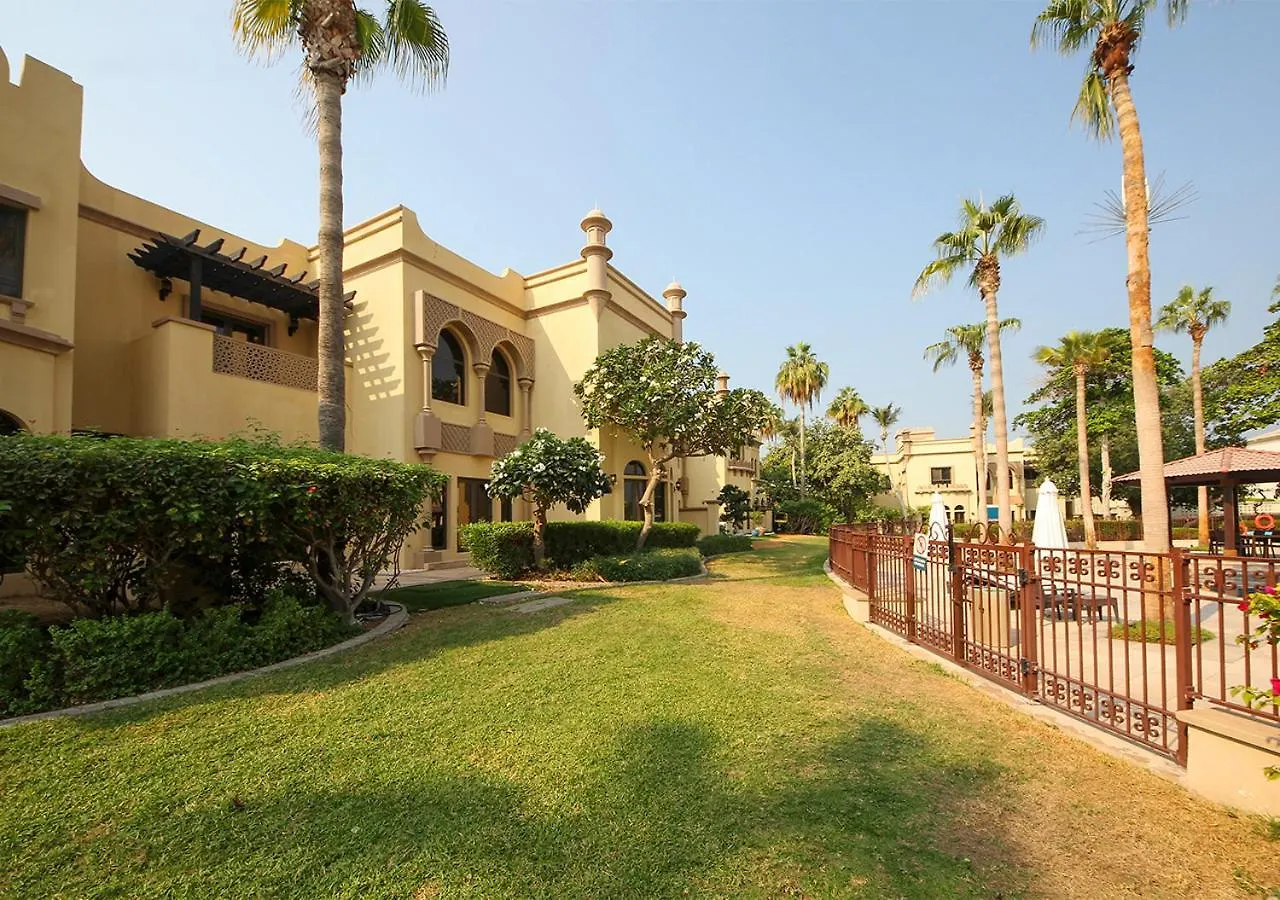 Cozy 4Br Maid Villa At Canal Cove Palm Jumeirah Dubai
