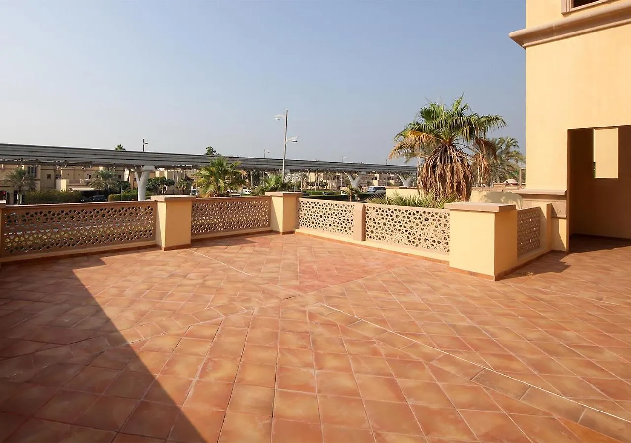 Cozy 4Br Maid Villa At Canal Cove Palm Jumeirah Dubai 0*,  United Arab Emirates
