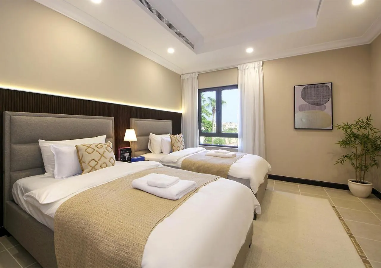 Cozy 4Br Maid Villa At Canal Cove Palm Jumeirah Dubai
