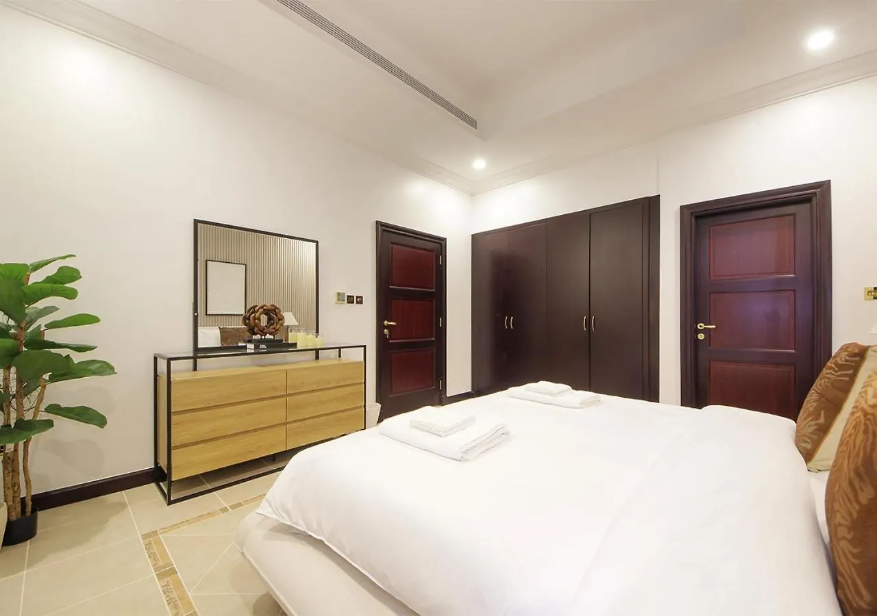 Cozy 4Br Maid Villa At Canal Cove Palm Jumeirah Dubai 0*,  United Arab Emirates