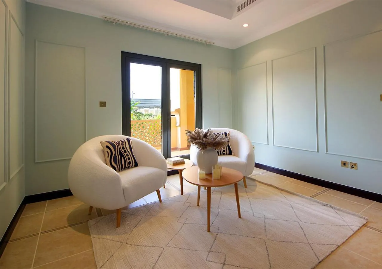 Cozy 4Br Maid Villa At Canal Cove Palm Jumeirah Dubai United Arab Emirates