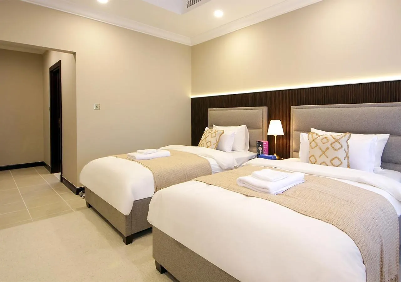 Cozy 4Br Maid Villa At Canal Cove Palm Jumeirah Dubai