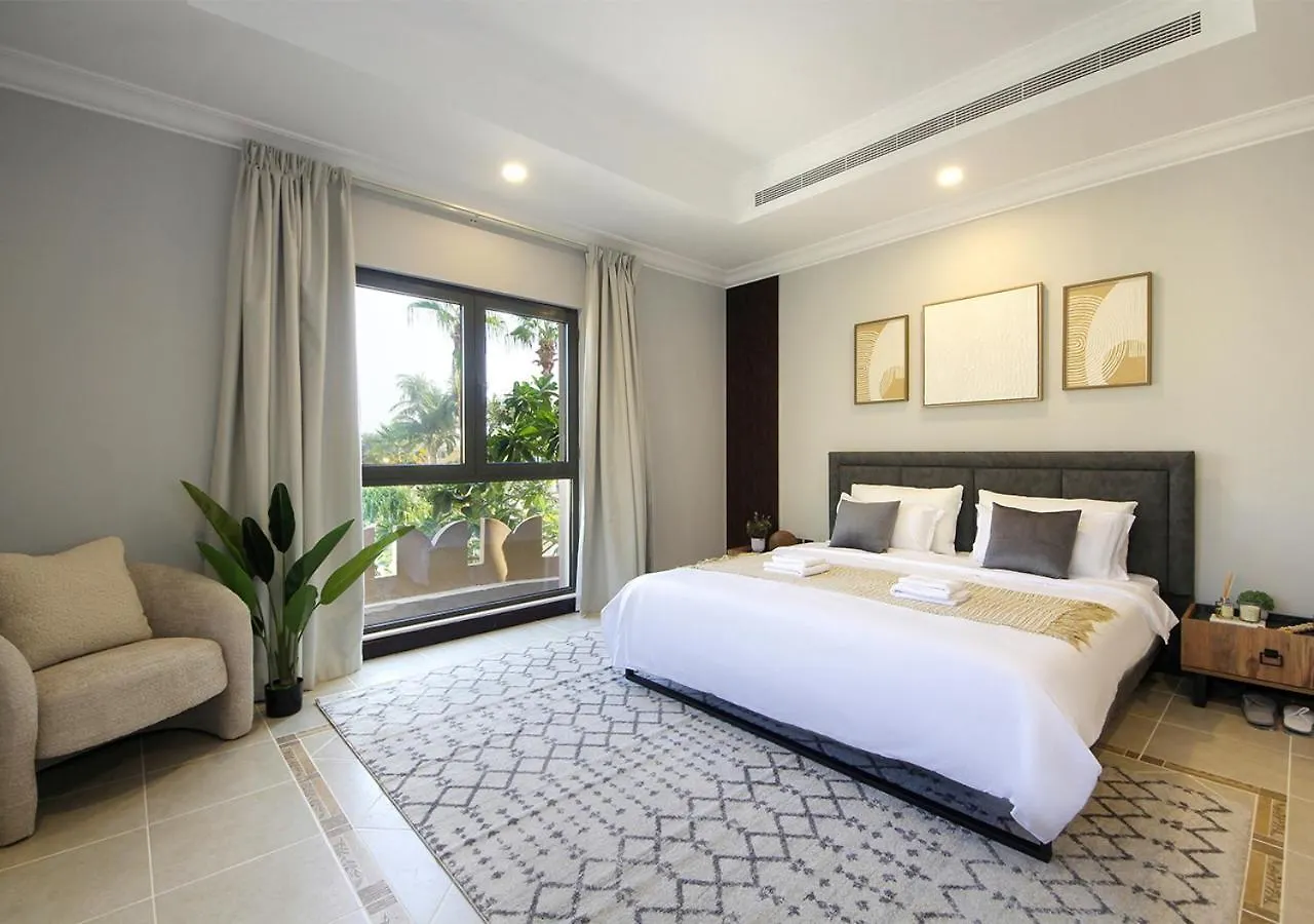 Cozy 4Br Maid Villa At Canal Cove Palm Jumeirah Dubai