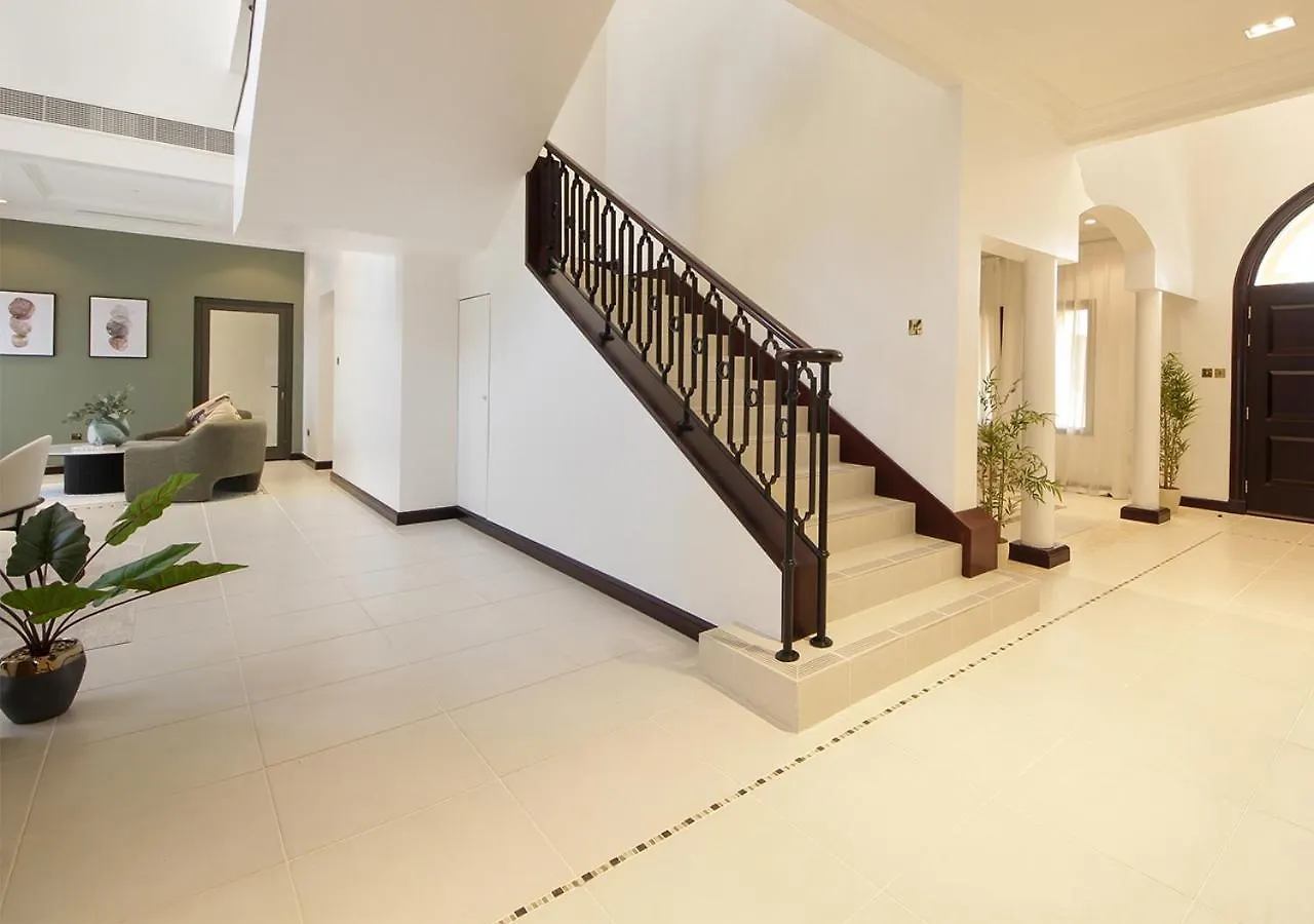 Cozy 4Br Maid Villa At Canal Cove Palm Jumeirah Dubai