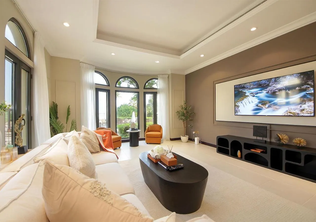 Cozy 4Br Maid Villa At Canal Cove Palm Jumeirah Dubai